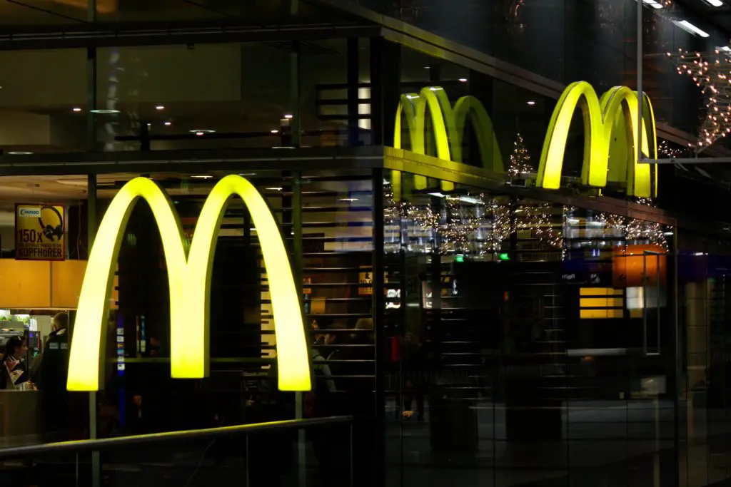 The McDonald's logo