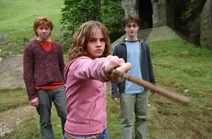 Harry Potter and the Prisoner of Azkaban (2004).