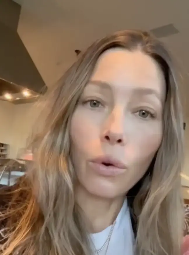 Jessica Biel on shower habits.