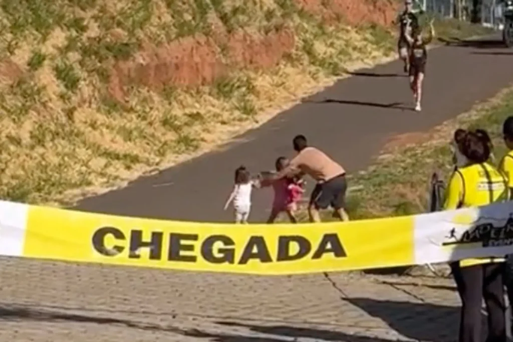Woman urged to divorce husband over 'toxic' act at marathon finish line