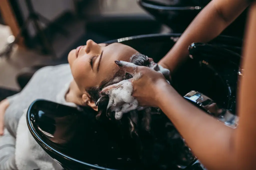 Hair dresser