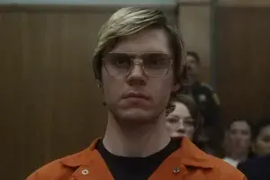 Evan Peters Dahmer