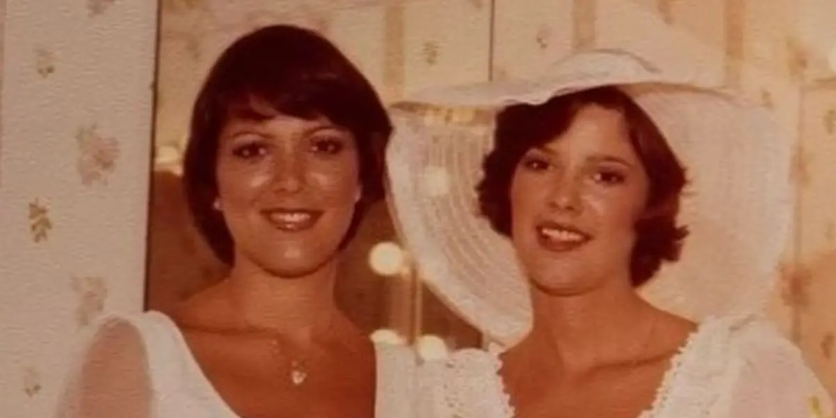 Kris Jenner and sister Karen Houghton. 