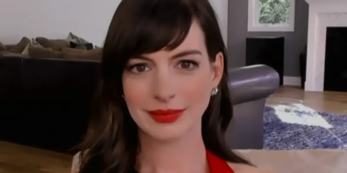 Anne Hathaway on The Tonight Show Starring Jimmy Fallon.