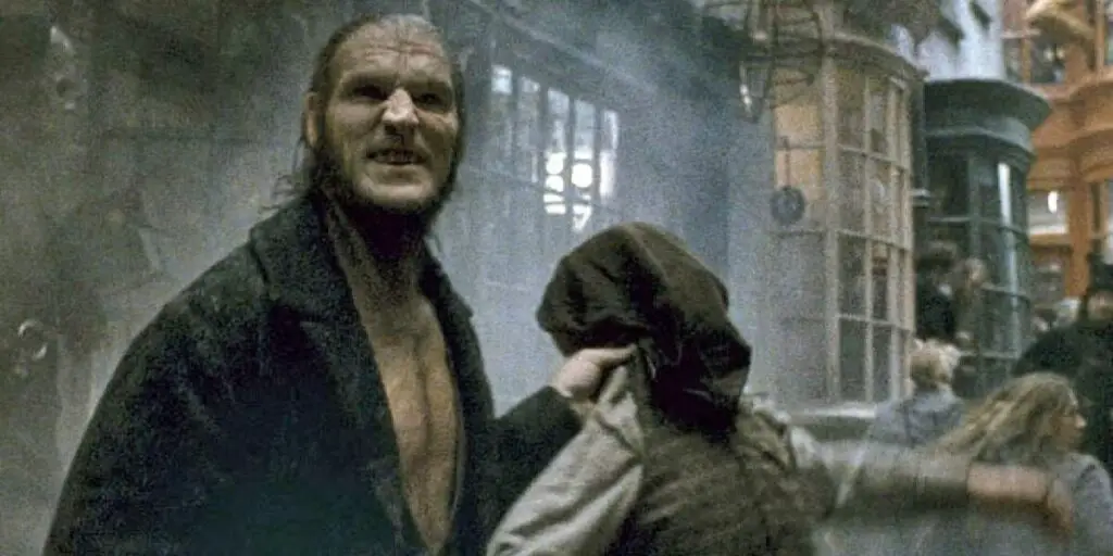 Dave Legeno as Fenrir Greyback.