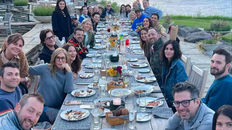 The incredible number of celebrities spotted in Kristen Bell's Instagram picture has gone viral and taken the internet by storm.