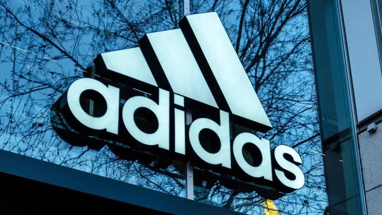 Adidas logo