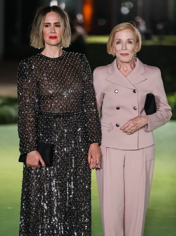 Sarah Paulson and Holland Taylor.