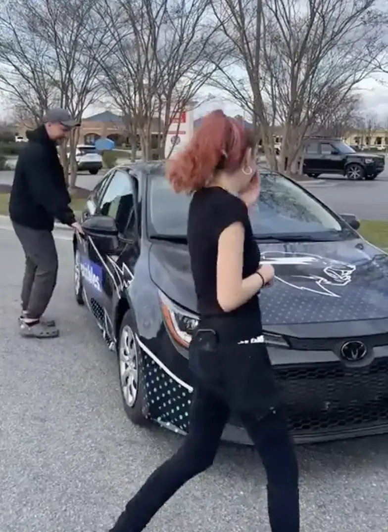 MrBeast gives waitress a brand new car. 