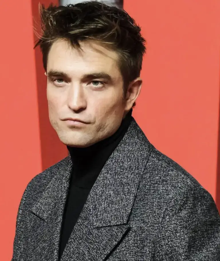 Robert Pattinson