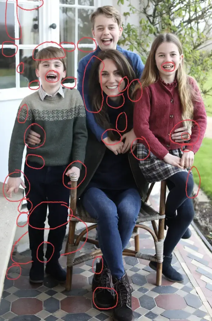 Kate Middleton's Mother Day photo.