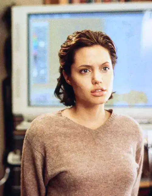 Coleccionista de huesos de Angelina Jolie