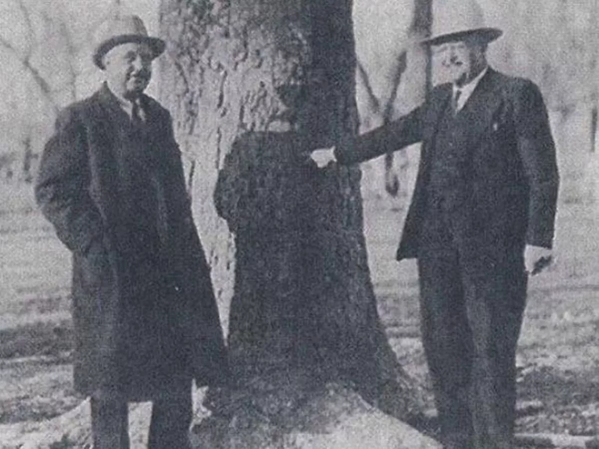 Henry Ziegland (right) and his brother, Jacob Ziegland (left). 