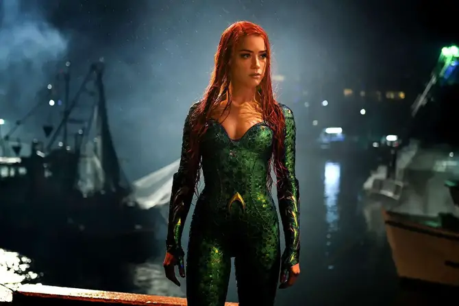 Amber Heard in Aquaman.