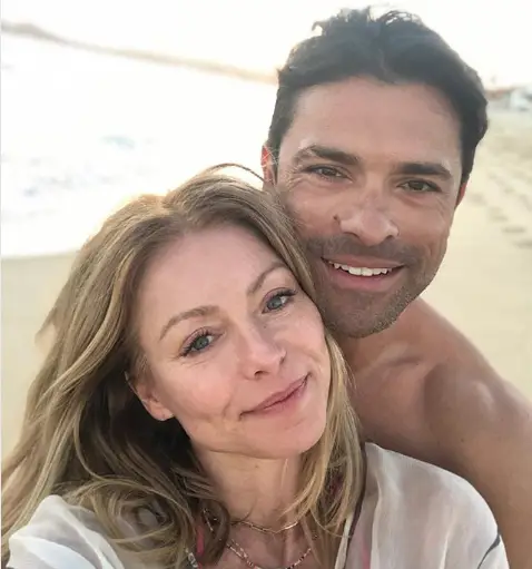 Kelly Ripa And Mark Consuelos