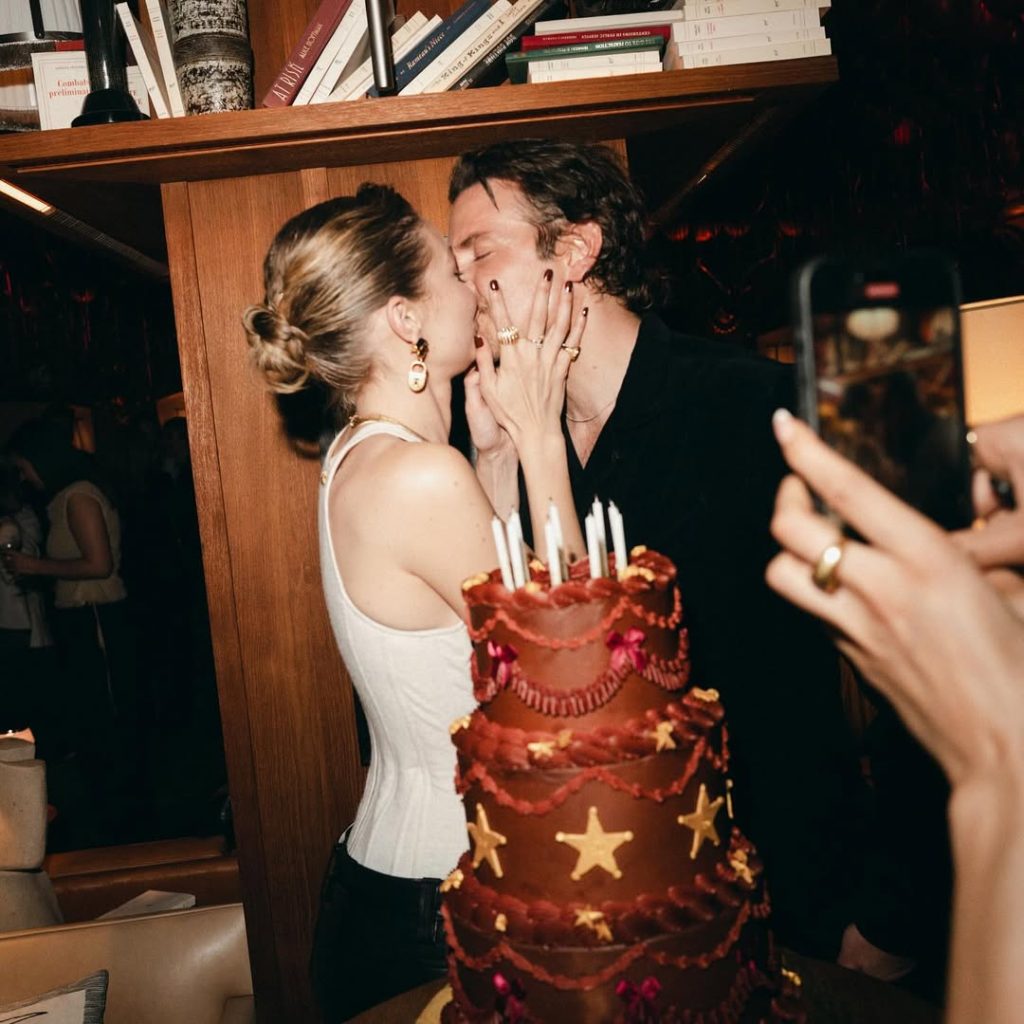 Bradley Cooper and Gigi hadid