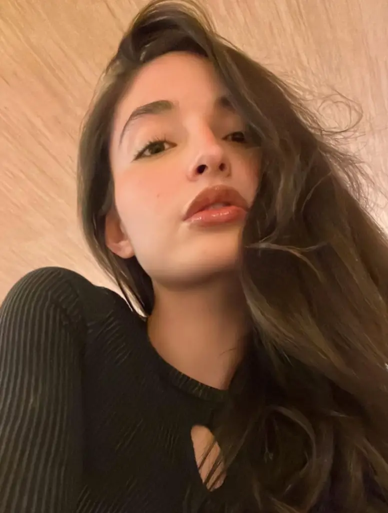 Credit: @emilywillisx3/Instagram