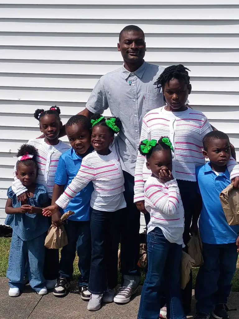 Shamar Elkins family