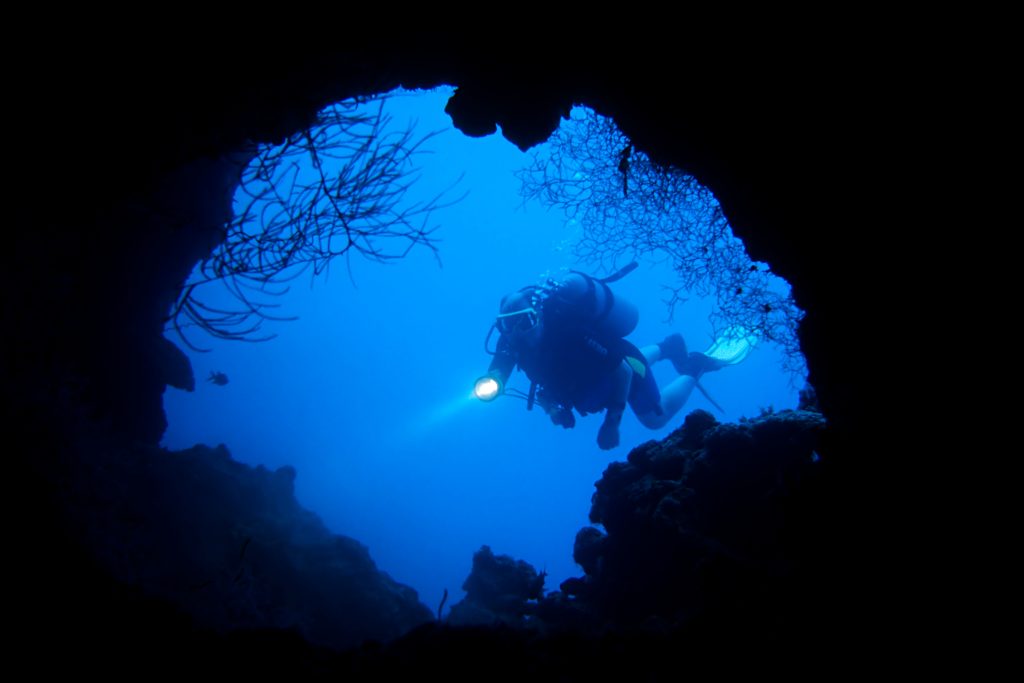 Cave dive